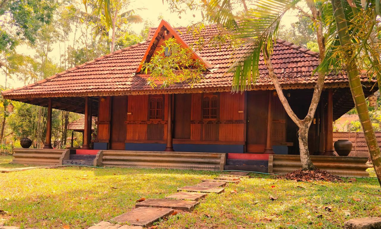 Palathra Heritage Mararikulam Exterior foto